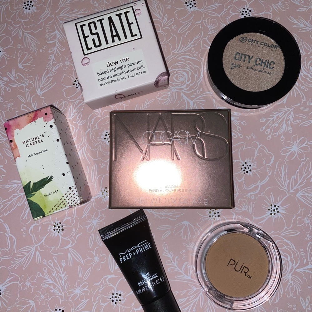All The Basics Makeup Bundle!